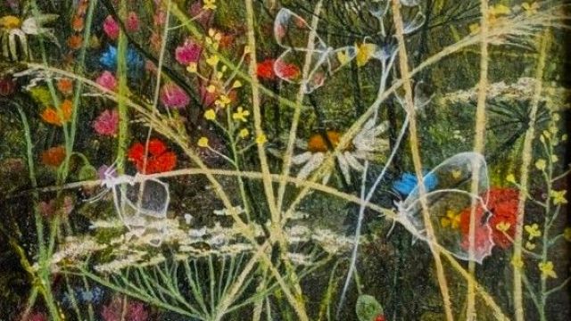 <strong>On the edge 1</strong><br/>close up view of the right panel